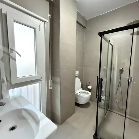 Centre Lions Gate 2 Apartmán