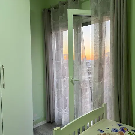 Apartman Centre Lions Gate 2 *