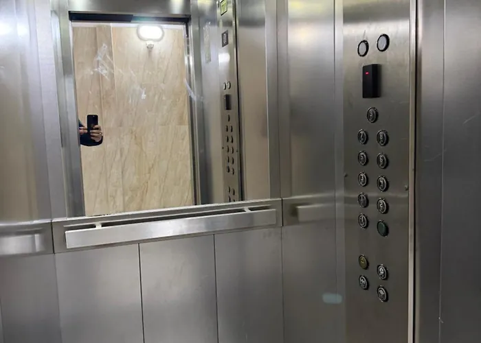 Apartmán Centre Lions Gate 2 *