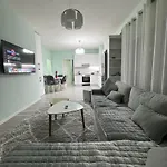 Apartman Centre Lions Gate 2 Tirana