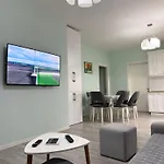 Apartman Centre Lions Gate 2 *
