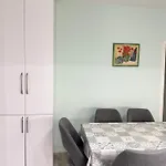 Apartman Centre Lions Gate 2 Tirana