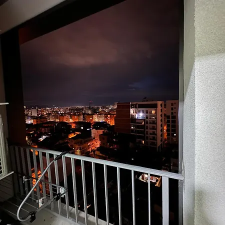 Centre Lions Gate 2 * Tiran