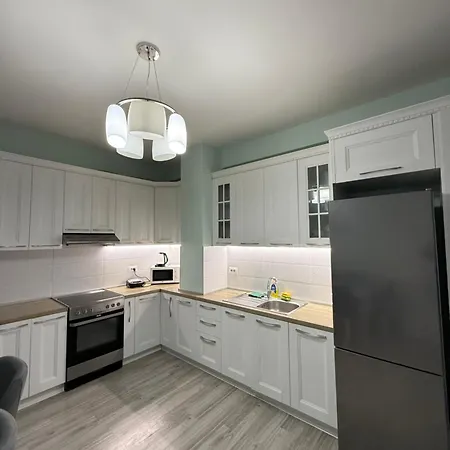 Centre Lions Gate 2 Τίρανα