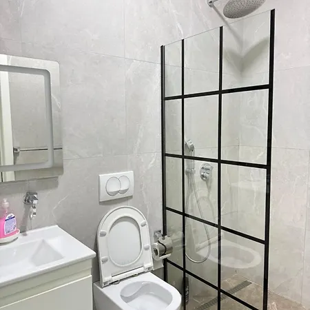 Centre Lions Gate 2 Apartmán Tirana