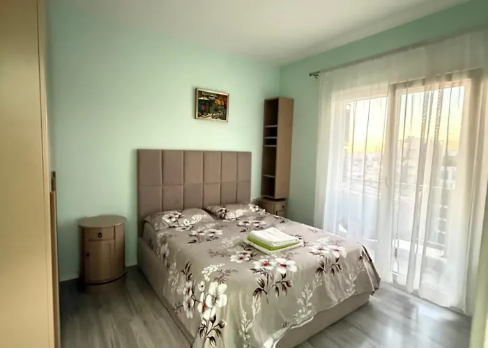 Centre Lions Gate 2 Διαμέρισμα Τίρανα