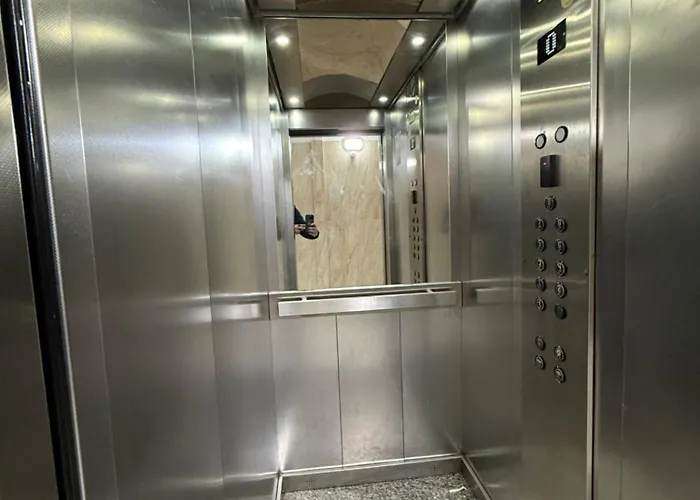 Centre Lions Gate 2 Διαμέρισμα *